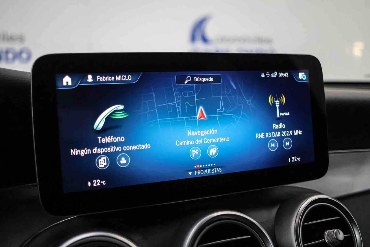 Mercedes GLC Coupé GLC 300 e 4MATIC **AMG Line** - Foto 59