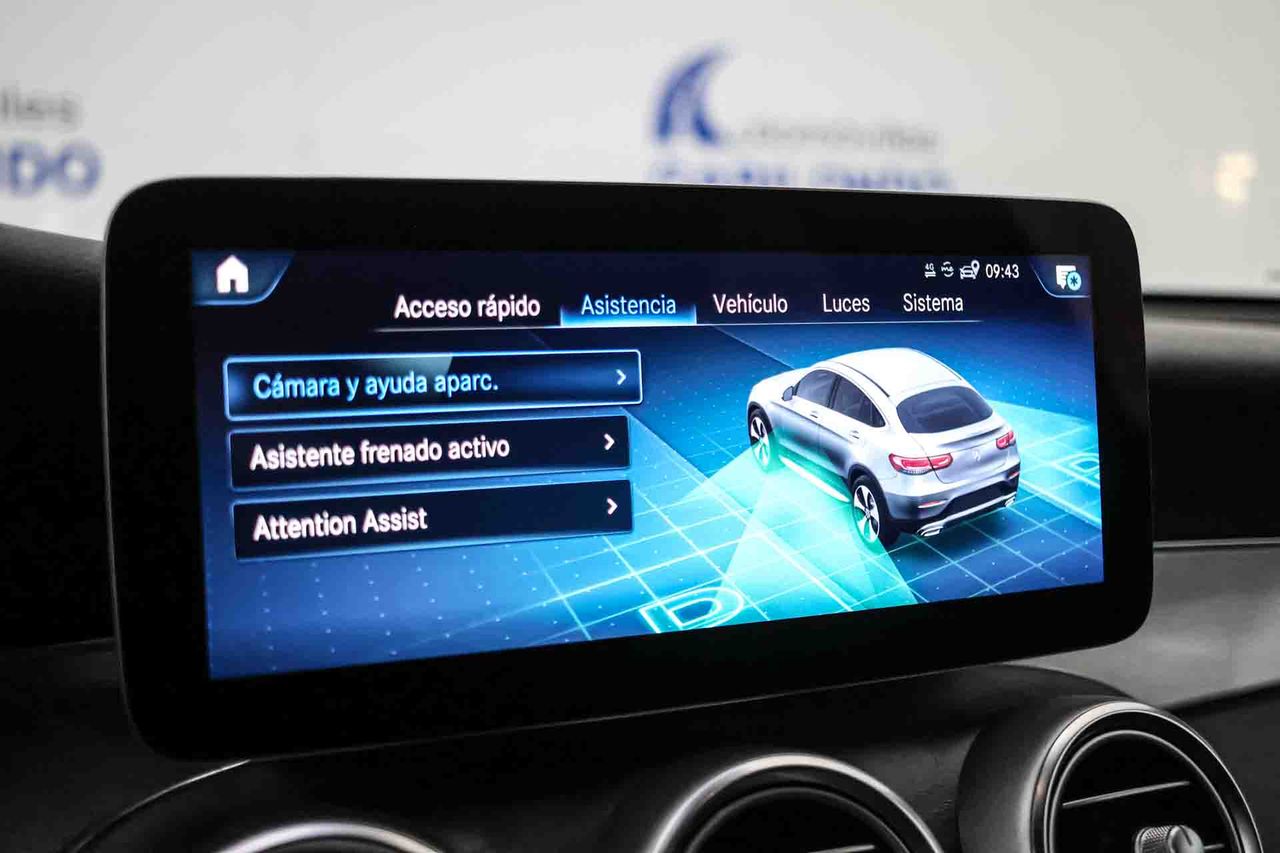 Mercedes GLC Coupé GLC 300 e 4MATIC **AMG Line** - Foto 65