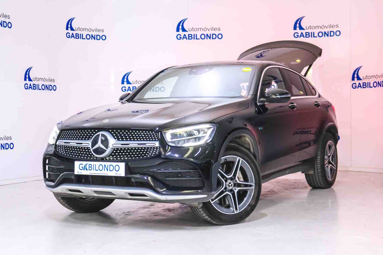 Mercedes GLC Coupé GLC 300 e 4MATIC **AMG Line** - Foto 19