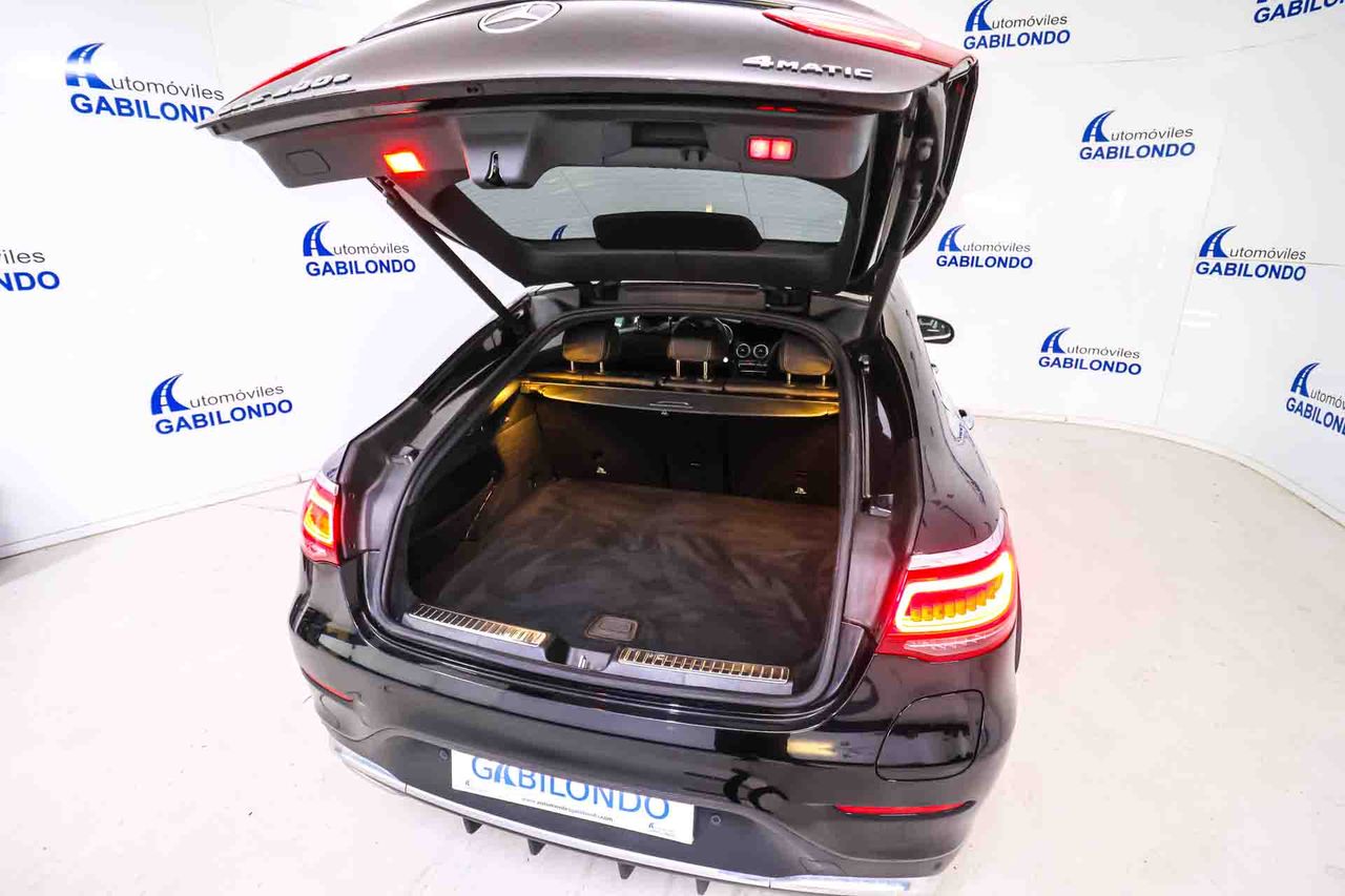 Mercedes GLC Coupé GLC 300 e 4MATIC **AMG Line** - Foto 56