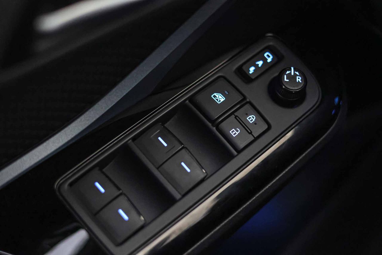 Toyota C-HR 2.0 180H Advance - Foto 32