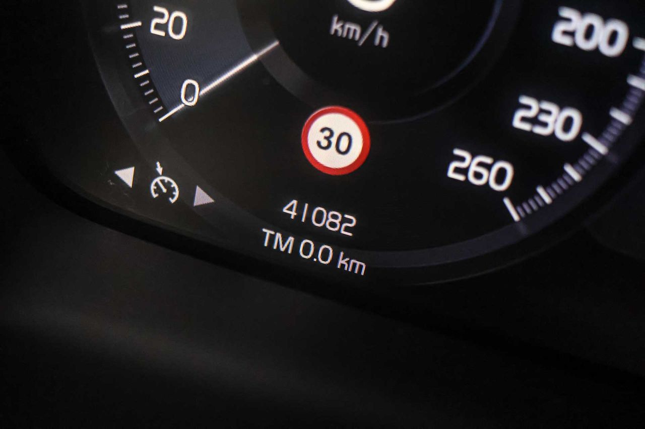 Volvo XC40 1.5 T5 Twin Recharge Inscription Auto - Foto 7