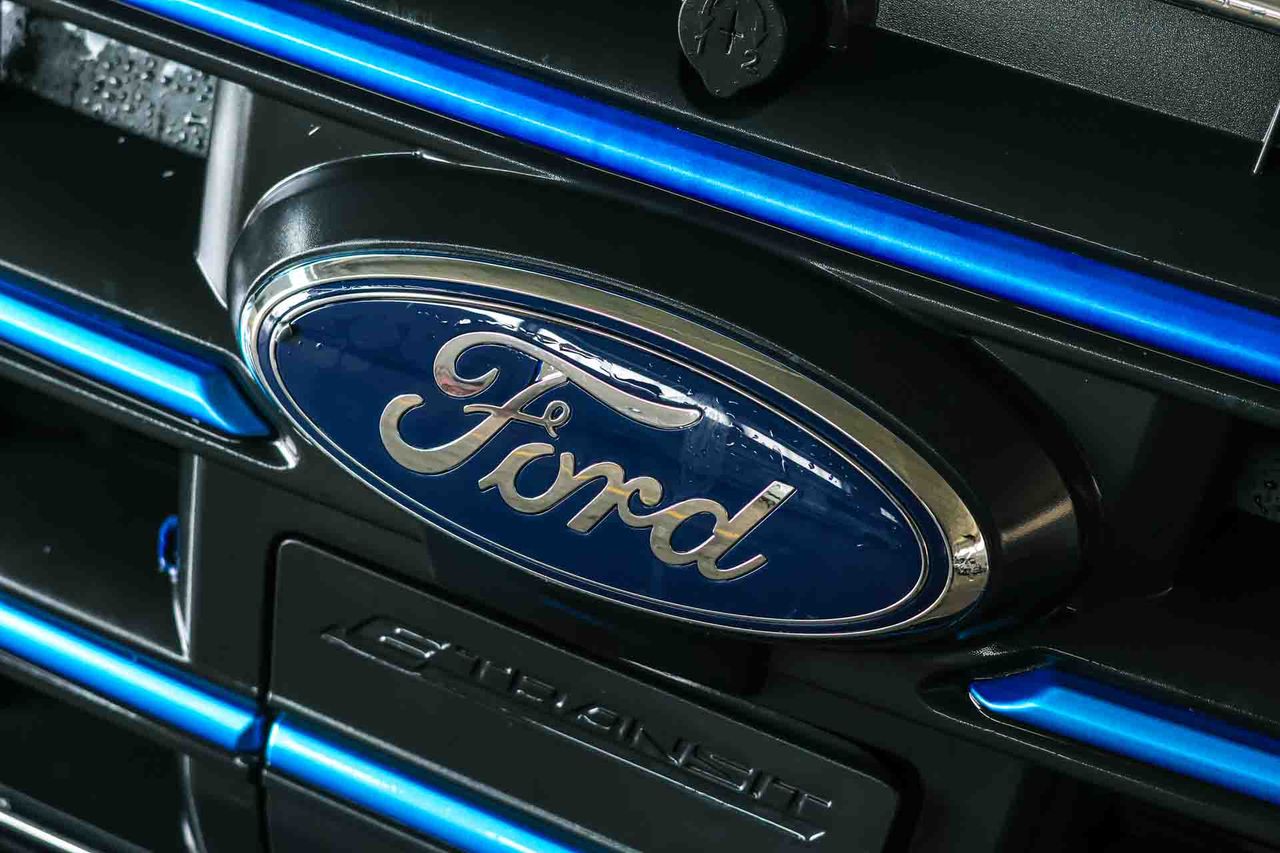 Ford Transit 2T PE L3H1 Trend Business *Eléctrico* **Caja abierta** - Foto 14