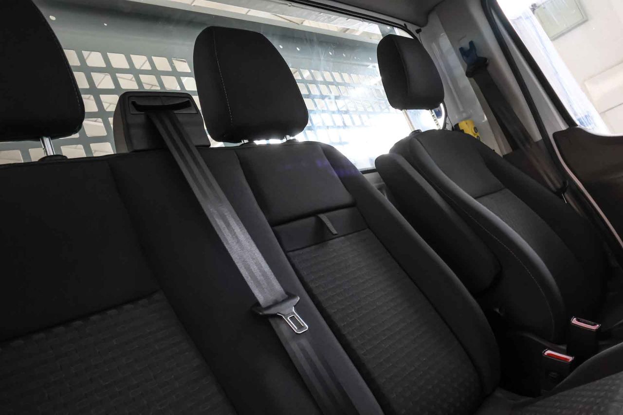 Ford Transit 2T PE L3H1 Trend Business *Eléctrico* **Caja abierta** - Foto 46
