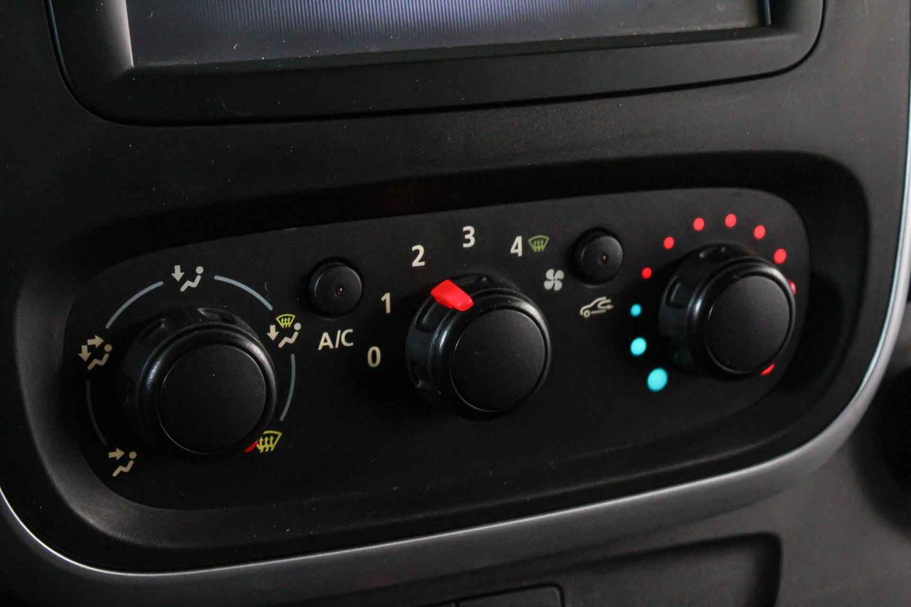 Renault Trafic Combi L1 1.6 dCi Energy Zen *9 PLAZAS* - Foto 29