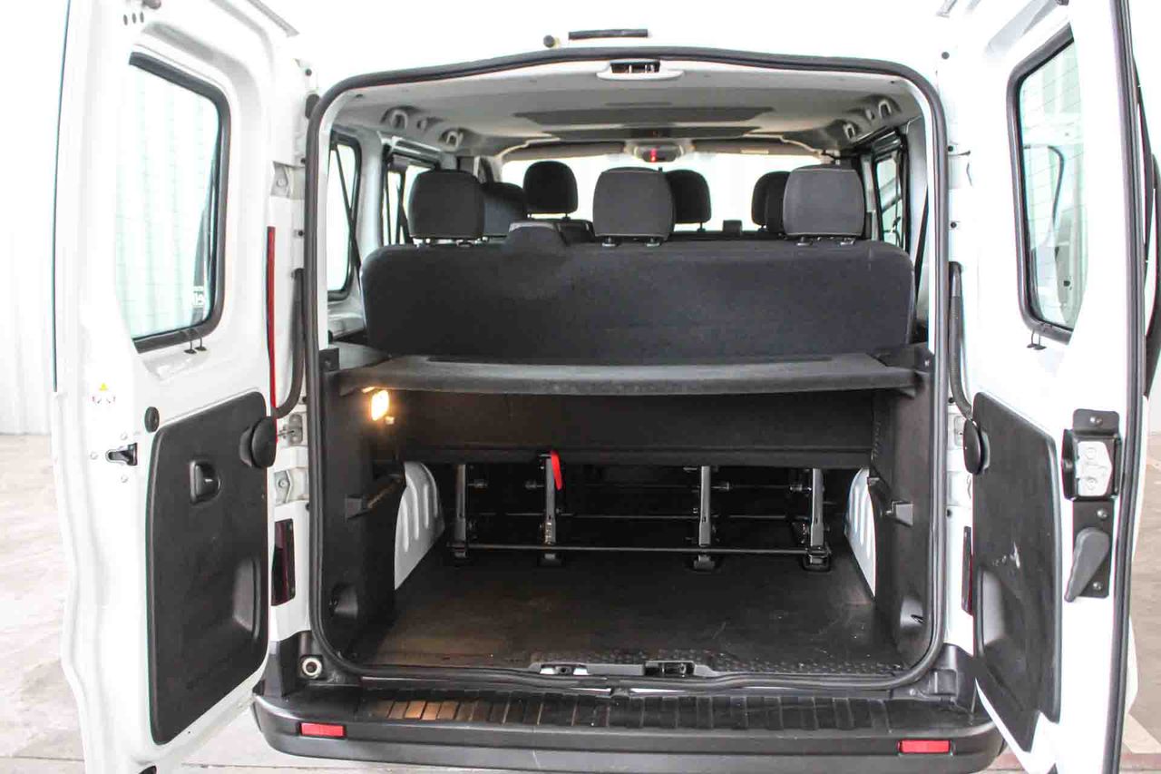 Renault Trafic Combi L1 1.6 dCi Energy Zen *9 PLAZAS* - Foto 36
