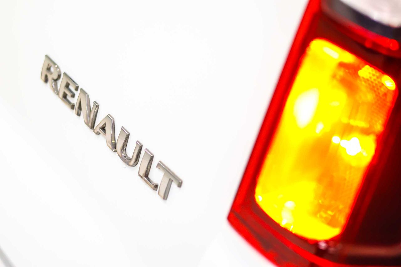 Renault Trafic Combi L1 1.6 dCi Zen **9 Plazas** - Foto 18