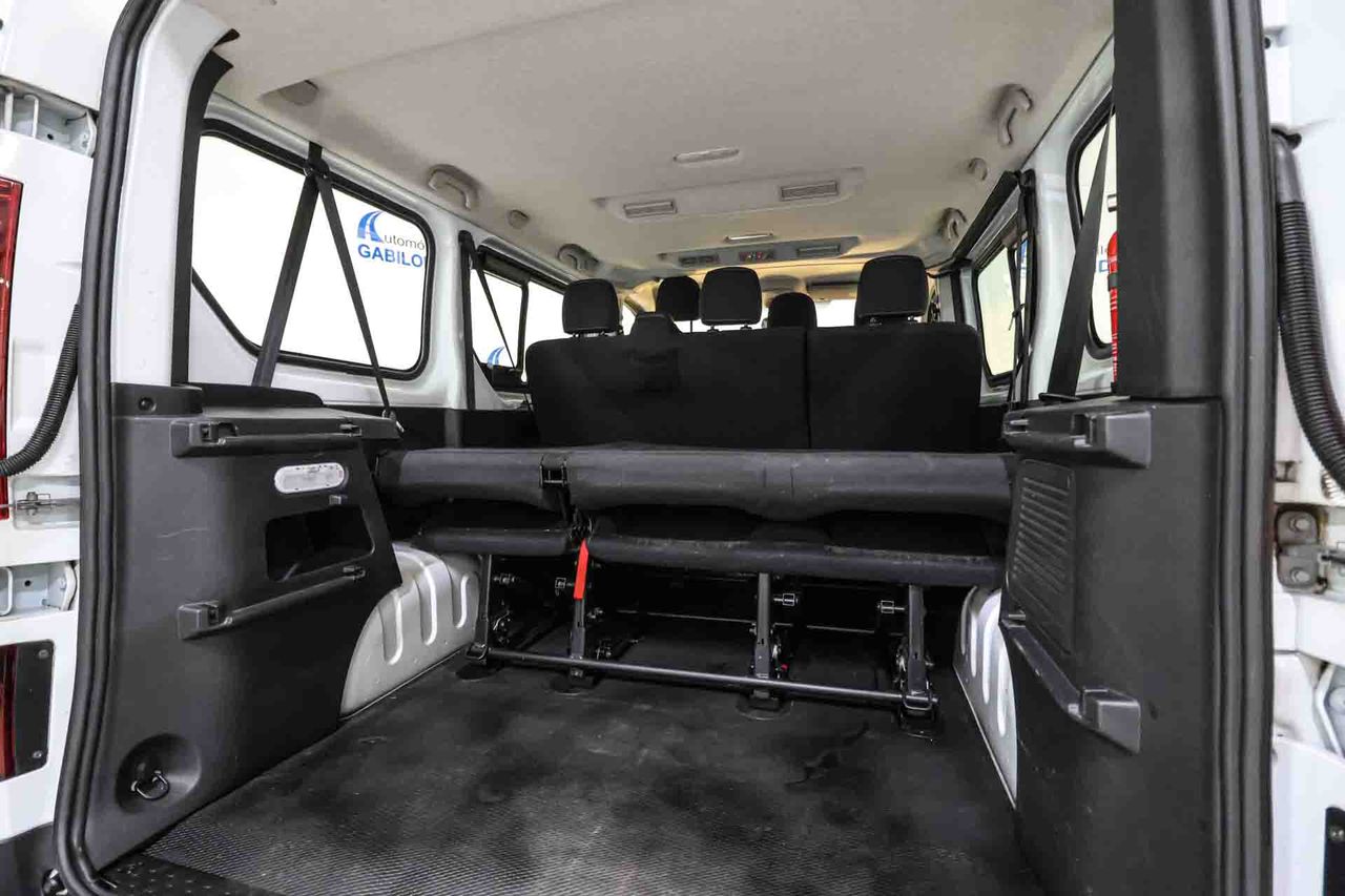 Renault Trafic Combi L1 1.6 dCi Zen **9 Plazas** - Foto 25