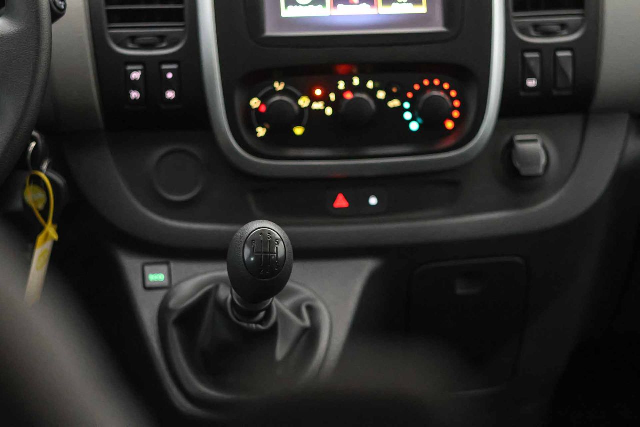 Renault Trafic Combi L1 1.6 dCi Zen **9 Plazas** - Foto 37