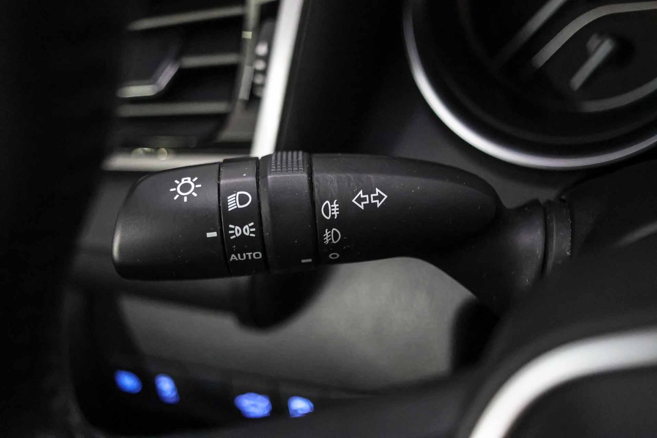 Toyota Camry 2.5 220H Advance - Foto 36