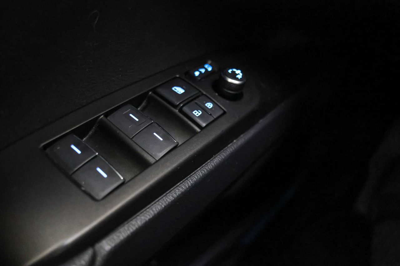 Toyota Camry 2.5 220H Advance - Foto 29