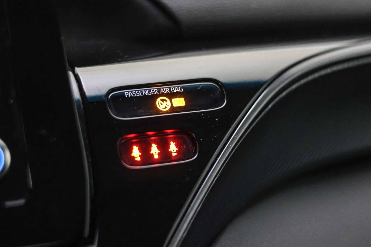 Toyota Camry 2.5 220H Advance - Foto 45