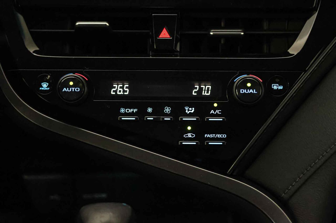 Toyota Camry 2.5 220H Advance - Foto 43