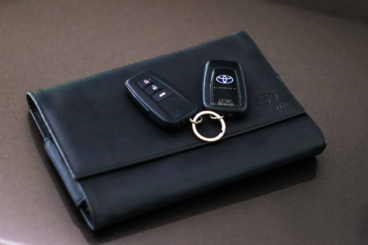 Toyota Camry 2.5 220H Advance - Foto 63