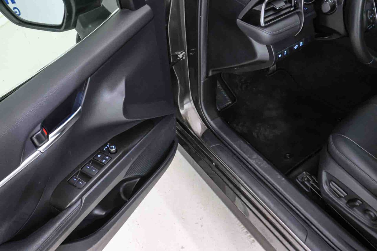 Toyota Camry 2.5 220H Advance - Foto 28