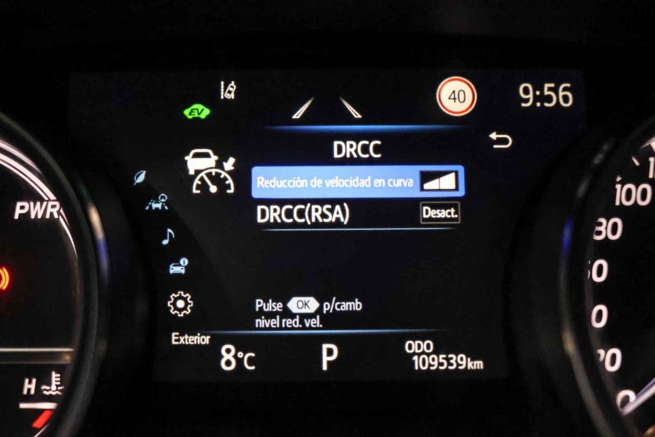 Toyota Camry 2.5 220H Advance - Foto 55