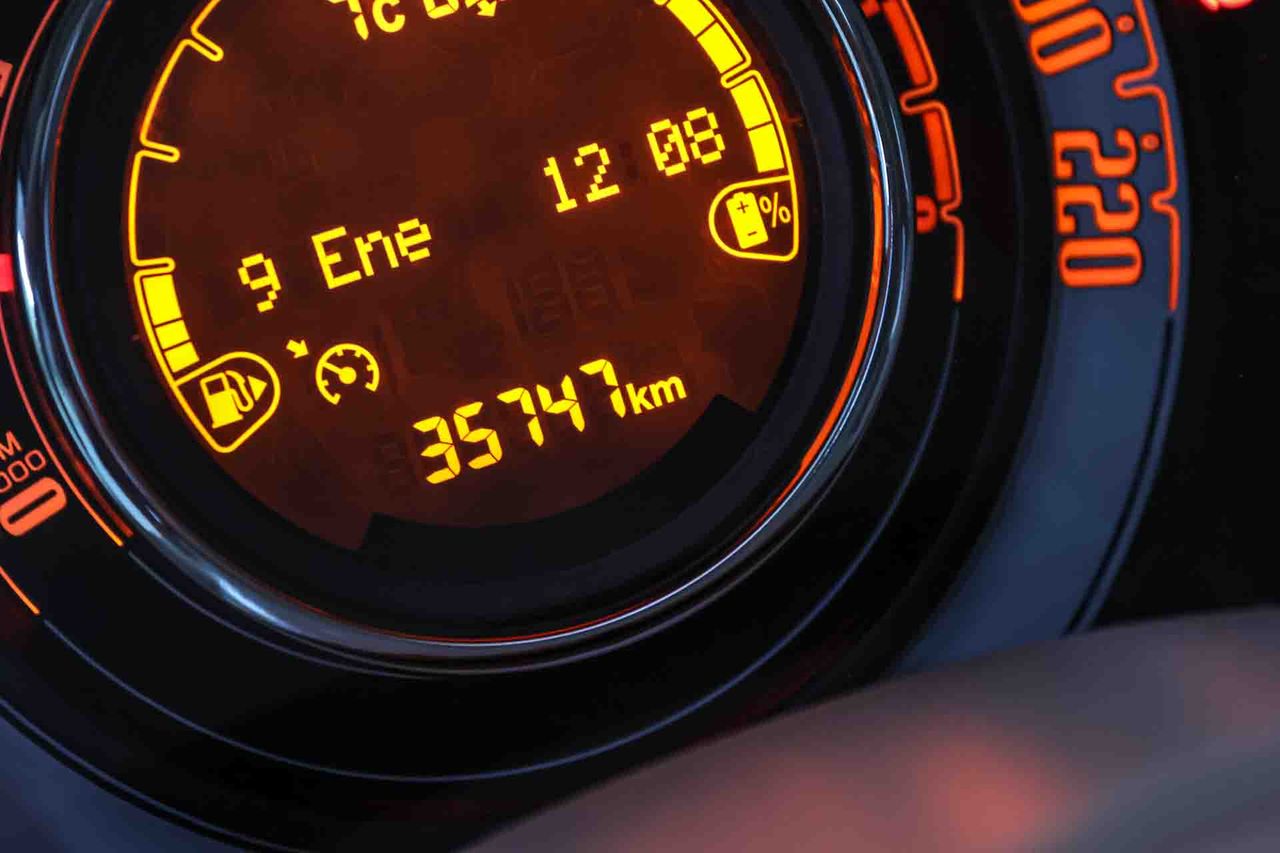 Fiat 500 Club 1.0 Hybrid 51KW (70 CV) - Foto 7