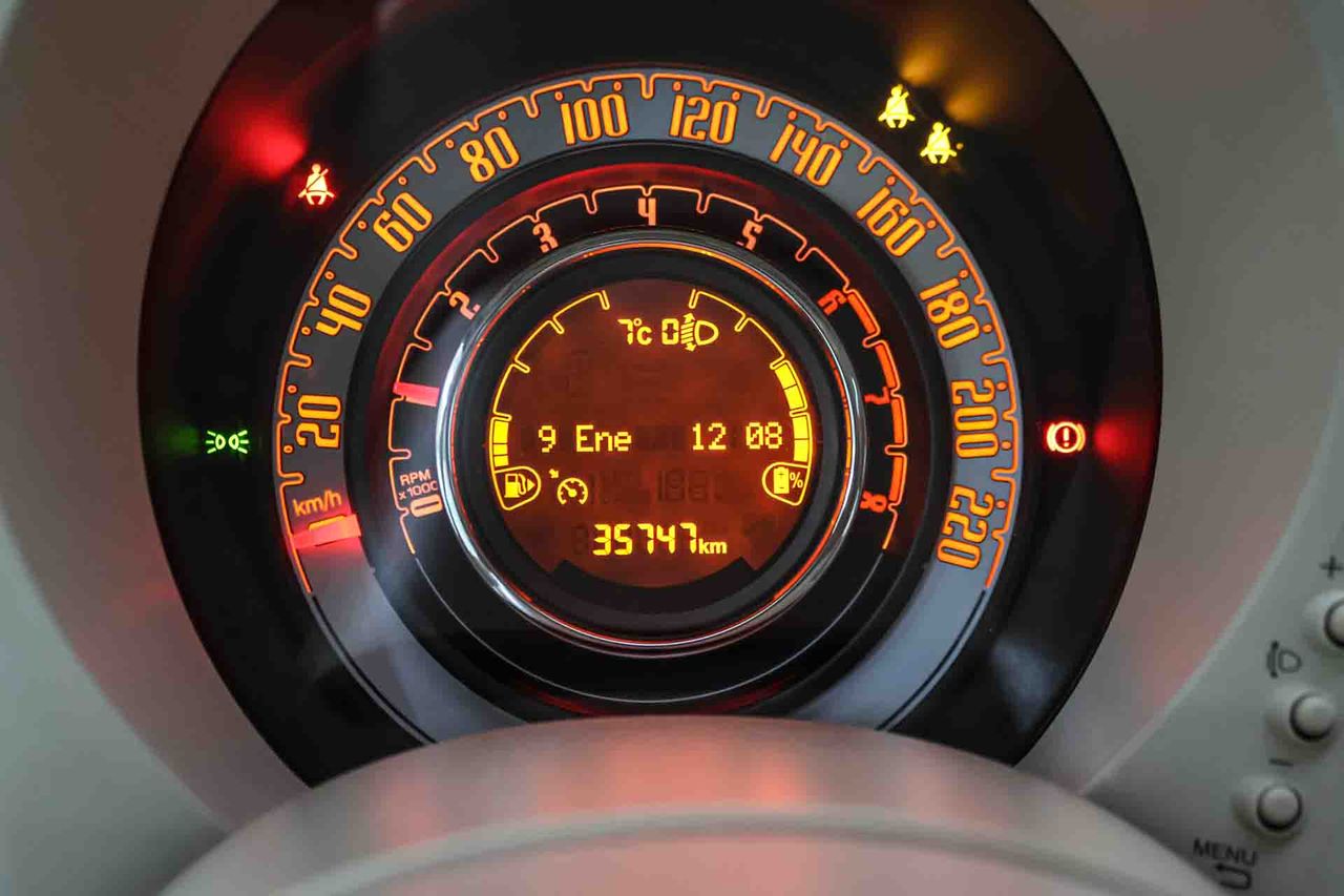 Fiat 500 Club 1.0 Hybrid 51KW (70 CV) - Foto 19