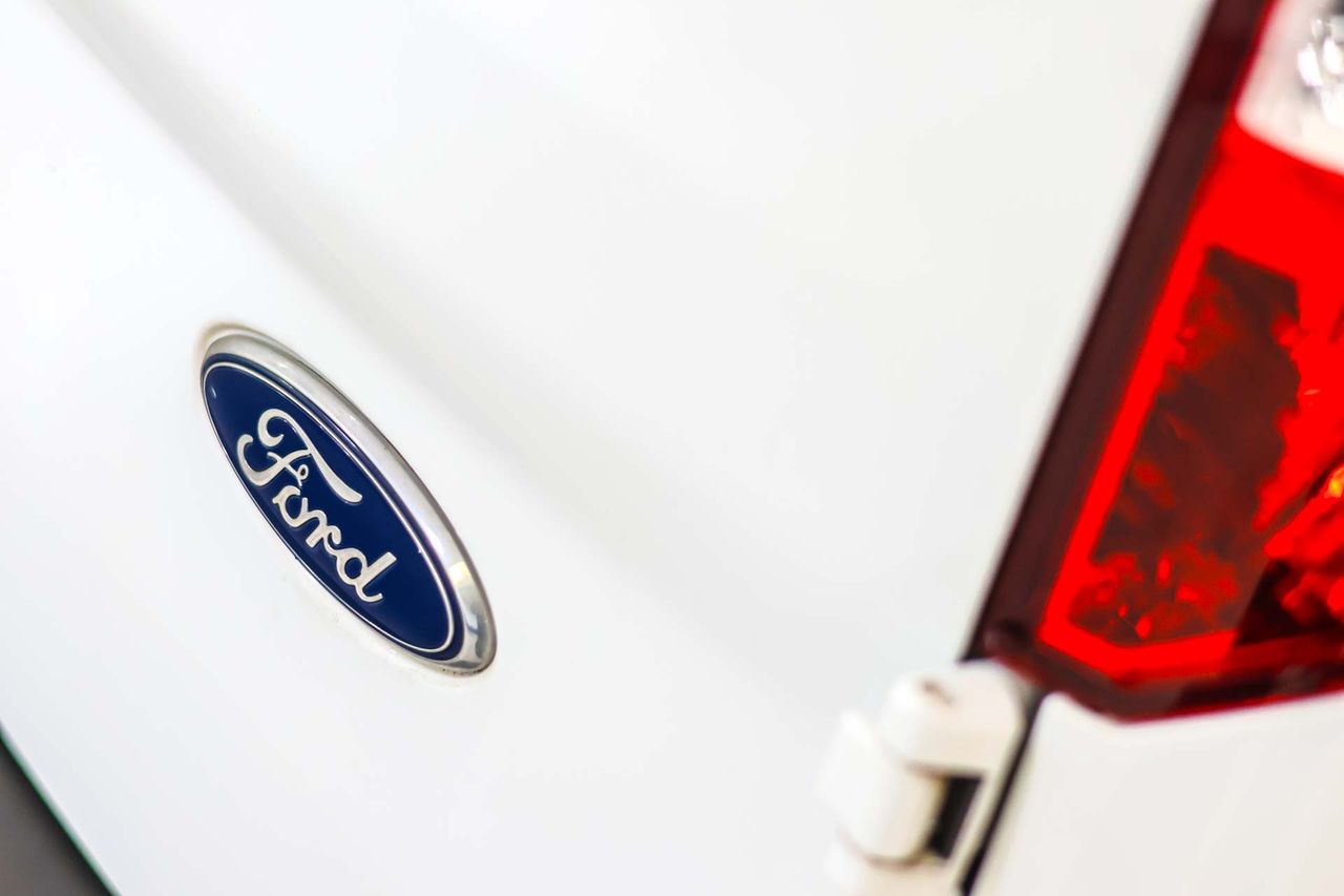 Ford Transit Connect Kombi 1.5 TDCi 74kW Trend 220 L1 (M1) **5 Plazas** - Foto 18