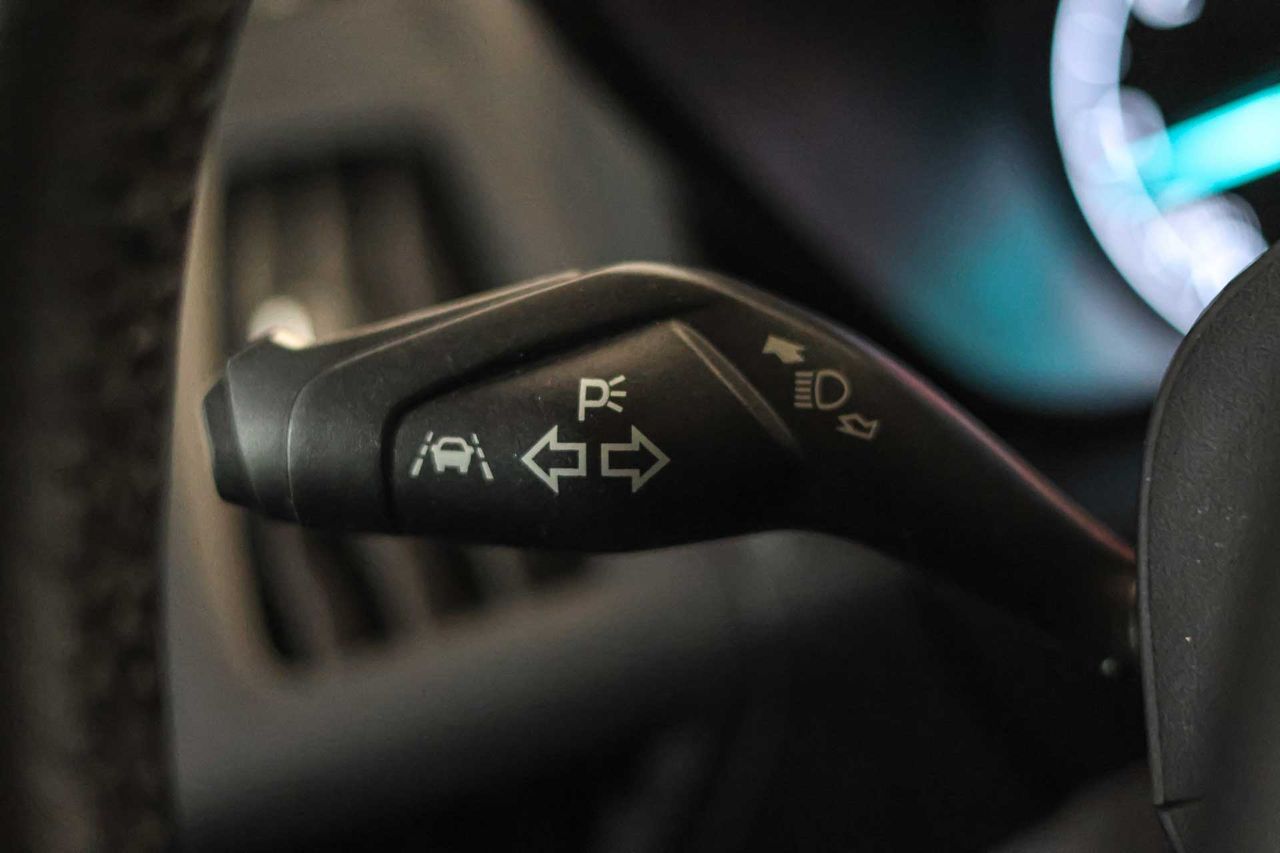 Ford Transit Connect Kombi 1.5 TDCi 74kW Trend 220 L1 (M1) **5 Plazas** - Foto 36