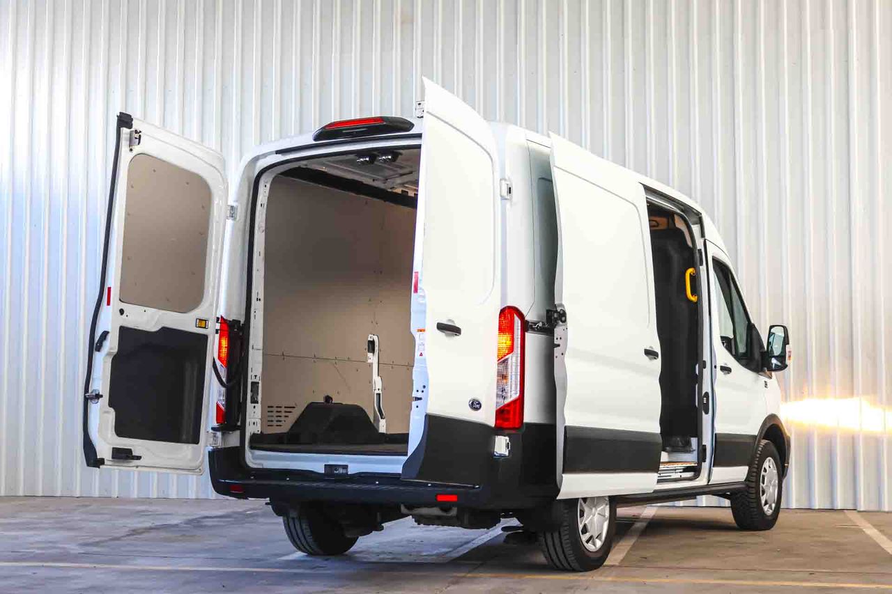 Ford Transit E-Transit 350 L2H2 135kW 75/68kWh Trend Business *Eléctrico* - Foto 17