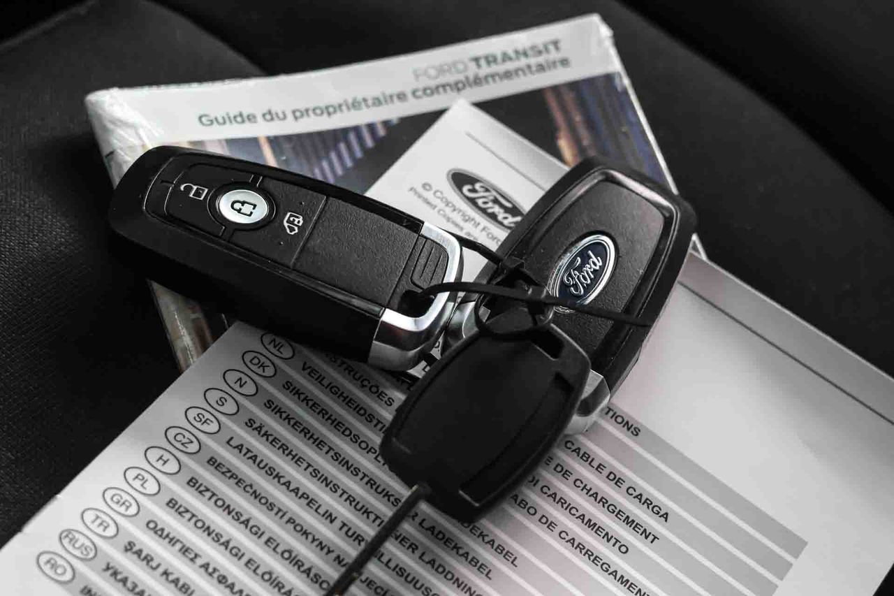 Ford Transit E-Transit 350 L2H2 135kW 75/68kWh Trend Business *Eléctrico* - Foto 56