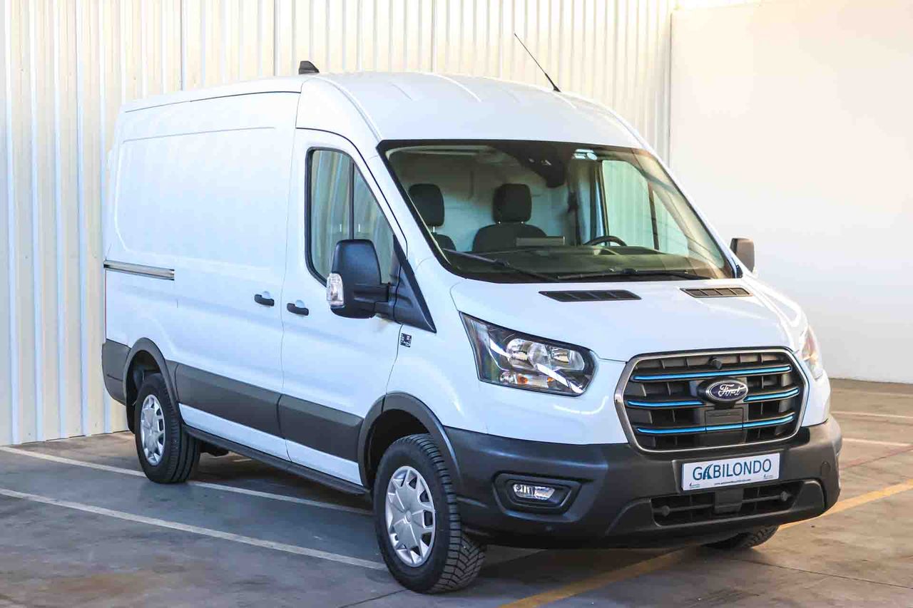 Ford Transit E-Transit 350 L2H2 135kW 75/68kWh Trend Business *Eléctrico* - Foto 4