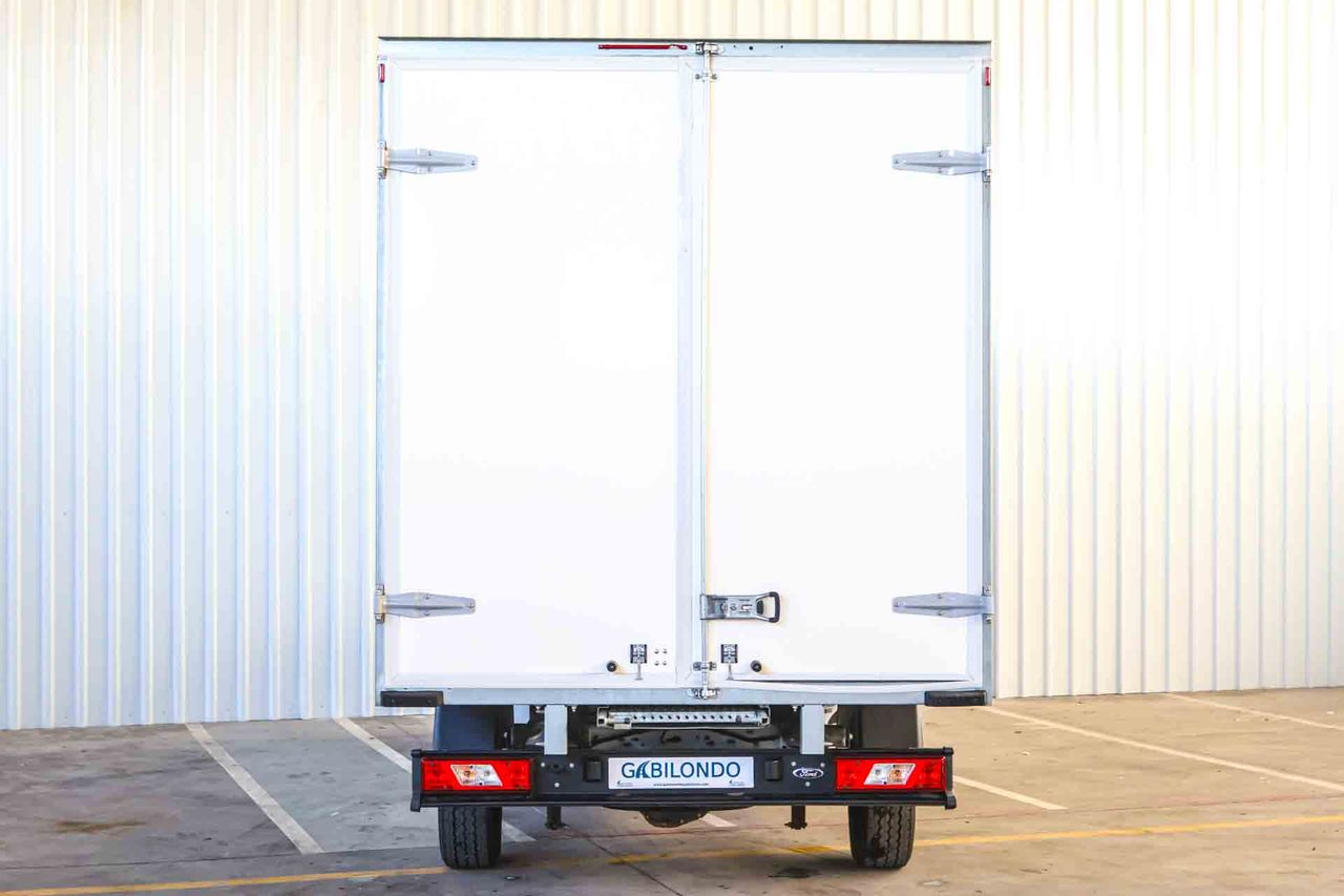 Ford Transit L4 2.0 Ecoblue Trend Business **Chasis cabina** - Foto 5