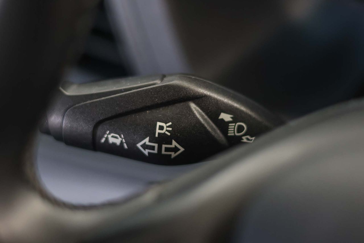 Ford Transit L4 2.0 Ecoblue Trend Business **Chasis cabina** - Foto 25