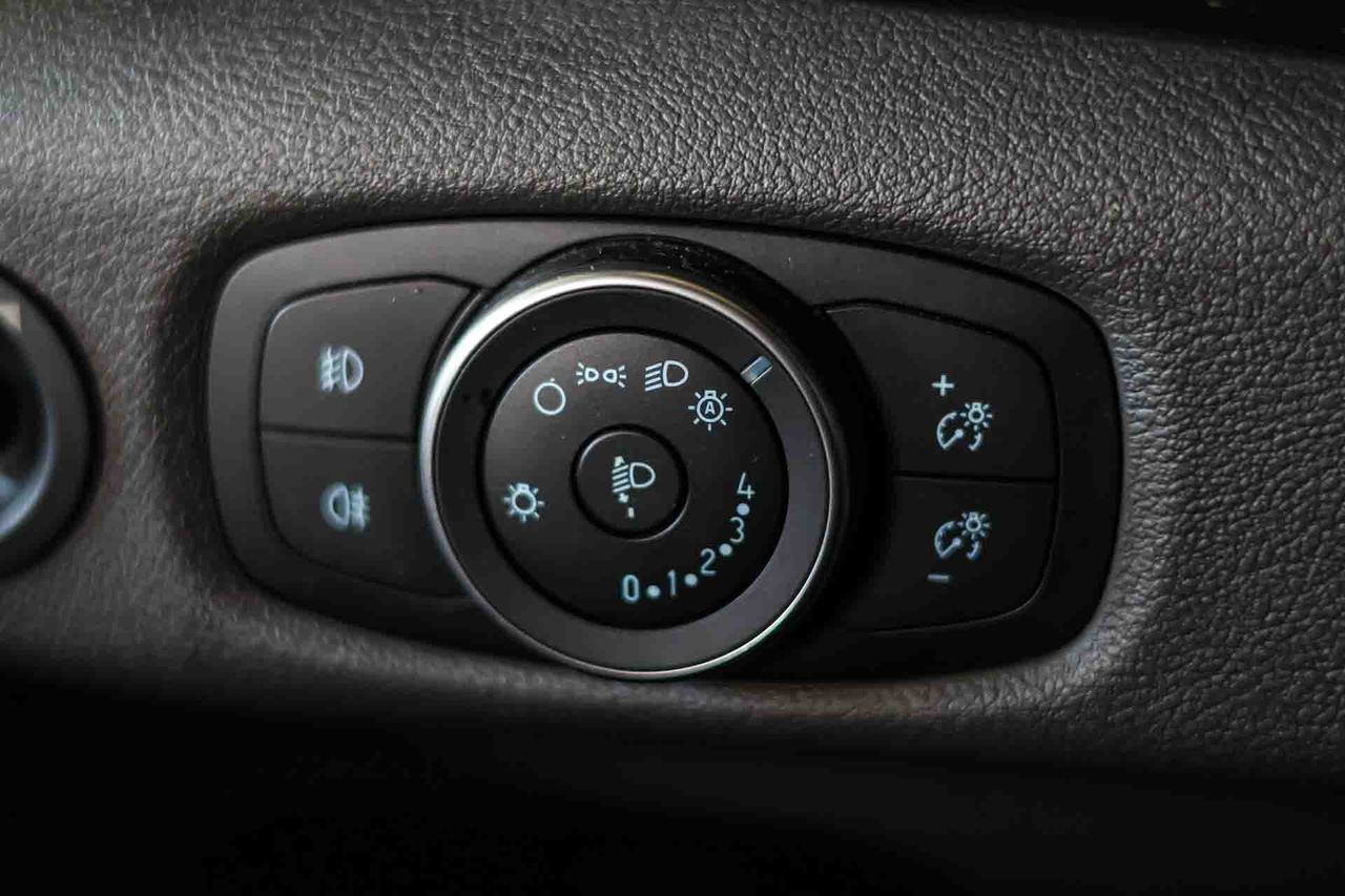 Ford Transit L4 2.0 Ecoblue Trend Business **Chasis cabina** - Foto 21