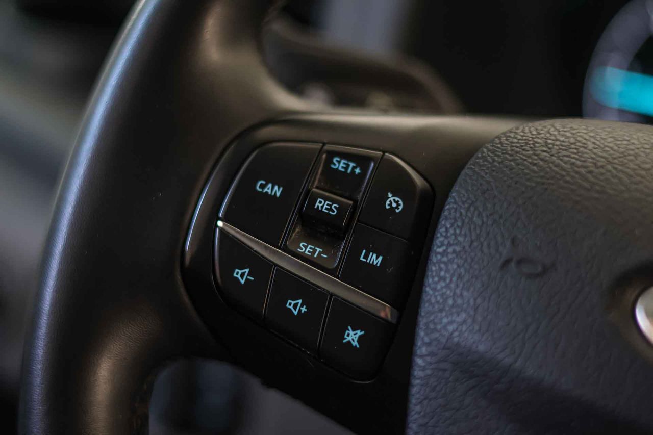 Ford Transit L4 2.0 Ecoblue Trend Business **Chasis cabina** - Foto 24