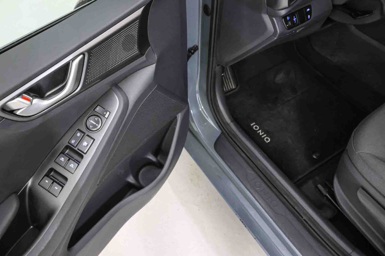 Hyundai IONIQ 1.6 GDI PHEV Klass DCT - Foto 30