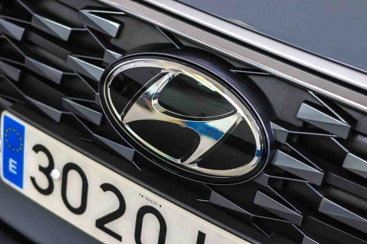 Hyundai IONIQ 1.6 GDI PHEV Klass DCT - Foto 13