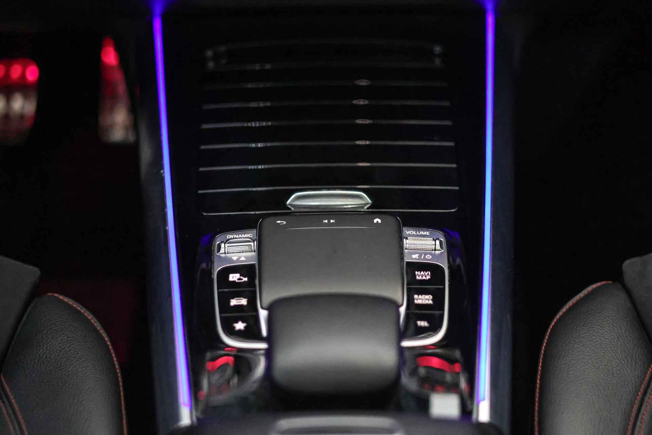 Mercedes Clase B B 180 d **AMG Line** Techo panorámico** - Foto 42