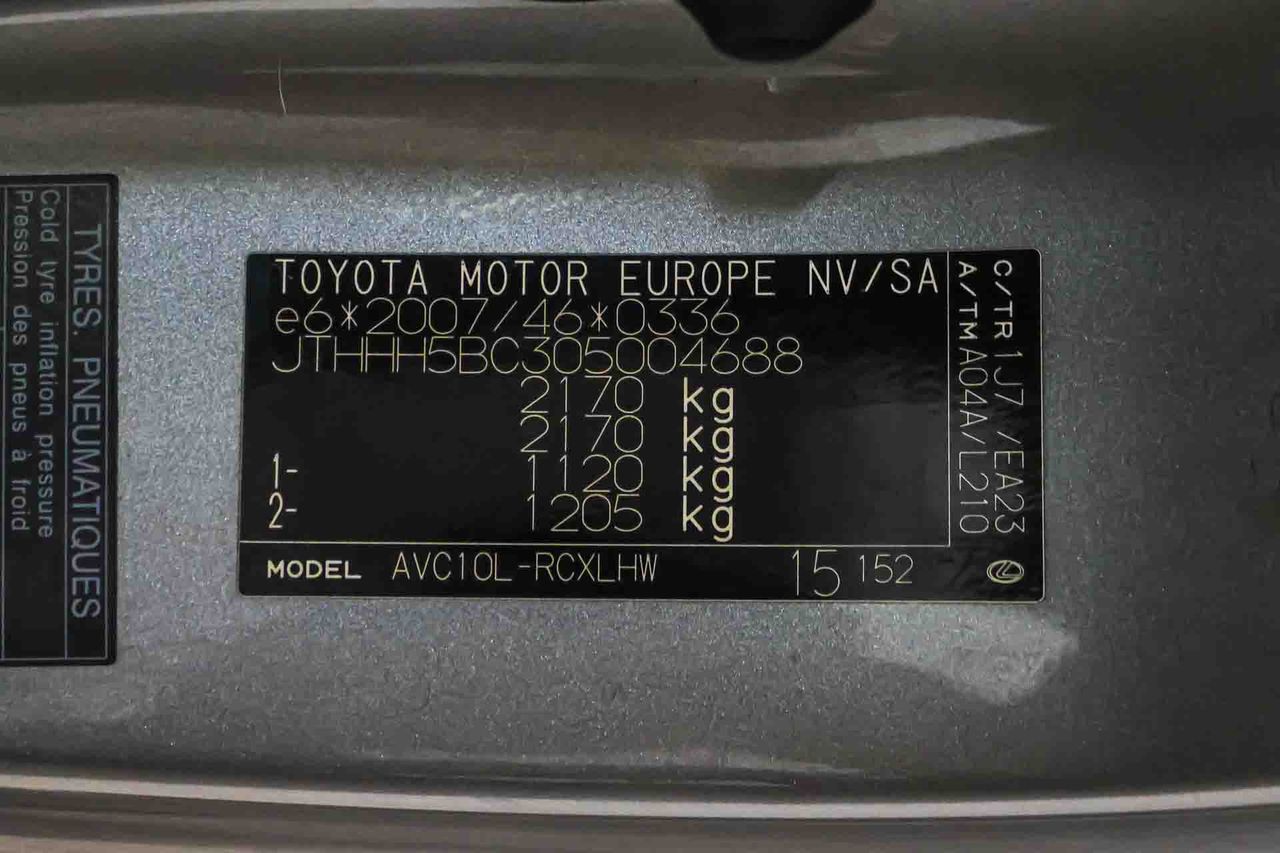 Lexus RC 2.5 300h Executive Navigation - Foto 8