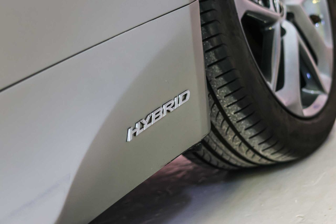 Lexus RC 2.5 300h Executive Navigation - Foto 15