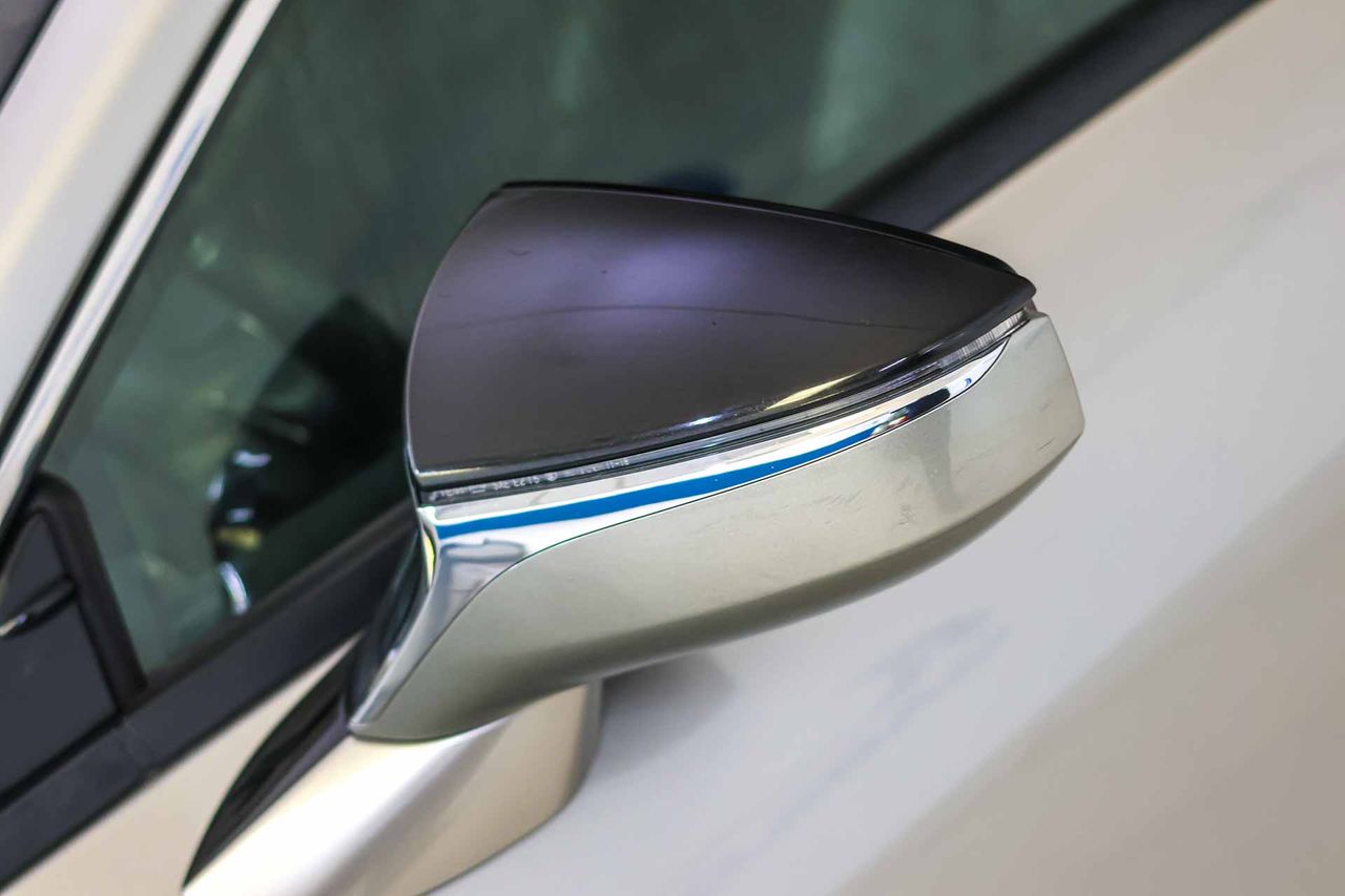 Lexus RC 2.5 300h Executive Navigation - Foto 23