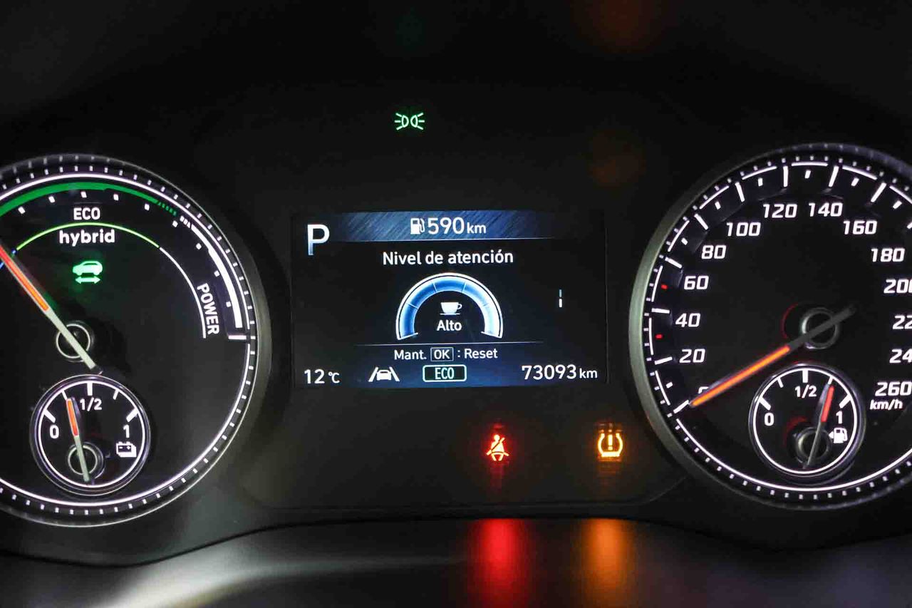 Hyundai Santa Fe 1.6 TGDi HEV Klass Auto 4x2 **7 Plazas** - Foto 40