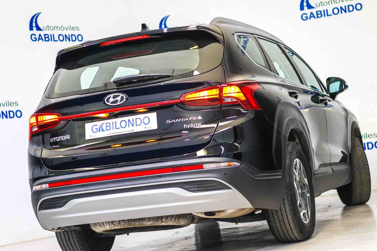 Hyundai Santa Fe 1.6 TGDi HEV Klass Auto 4x2 **7 Plazas** - Foto 24