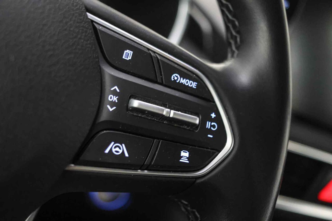 Hyundai Santa Fe 1.6 TGDi HEV Klass Auto 4x2 **7 Plazas** - Foto 34