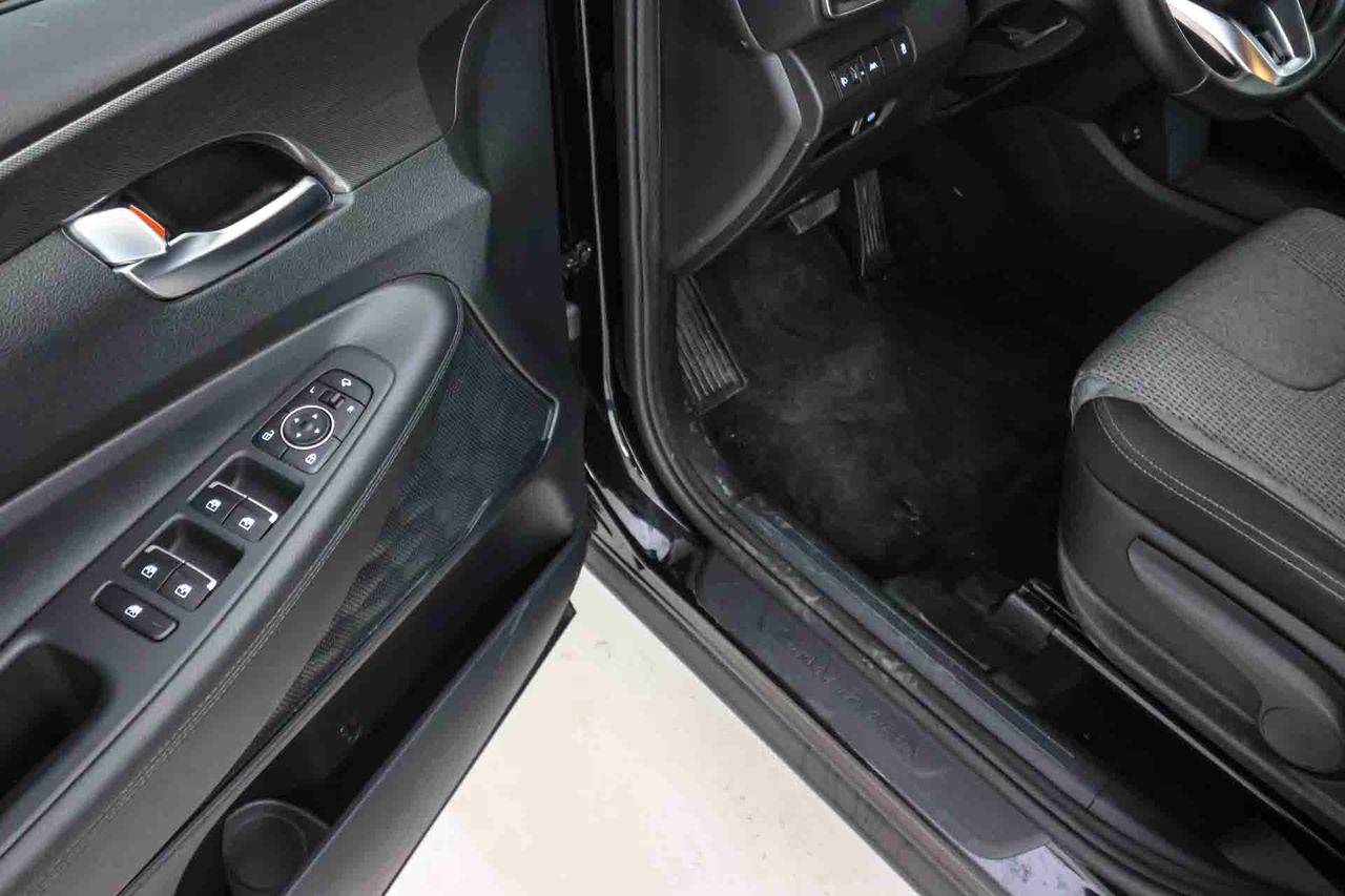 Hyundai Santa Fe 1.6 TGDi HEV Klass Auto 4x2 **7 Plazas** - Foto 27