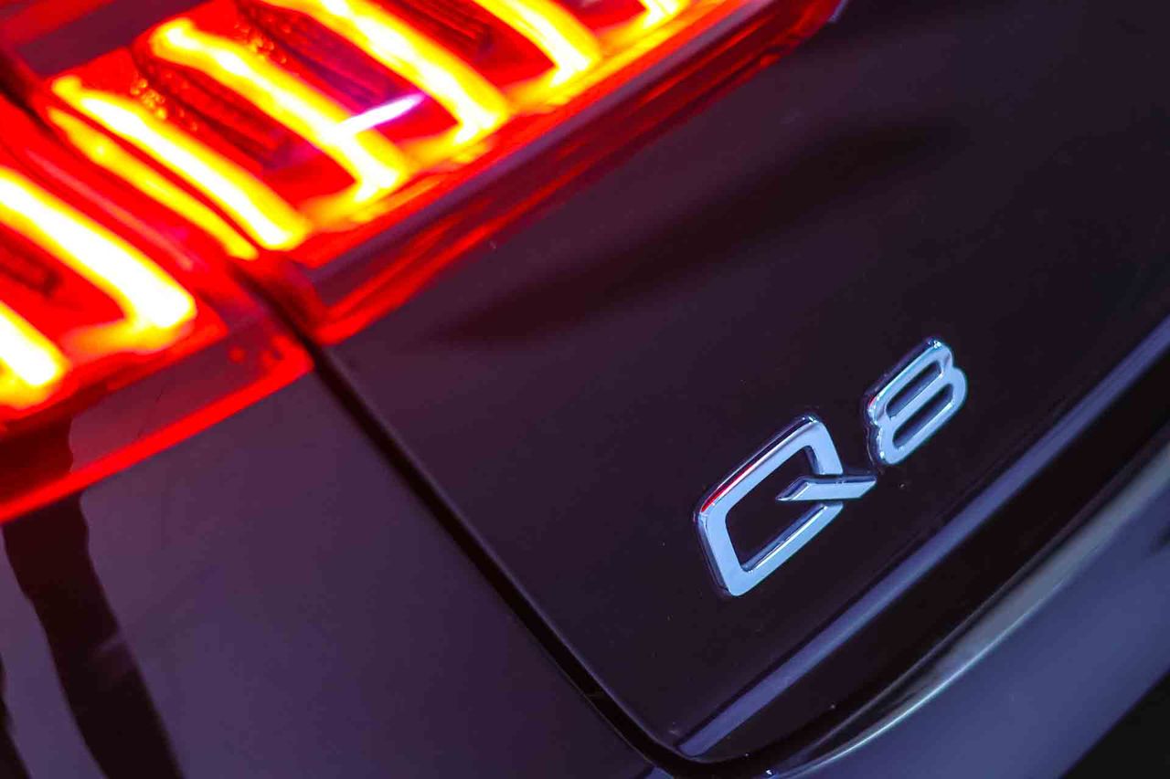 Audi Q8 55 TFSIe 280kW Black L quattro tiptronic - Foto 13