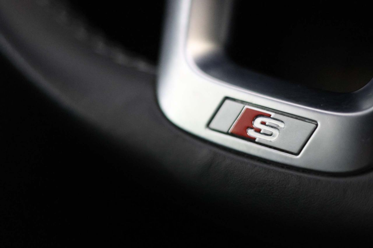 Audi Q8 55 TFSIe 280kW Black L quattro tiptronic - Foto 41