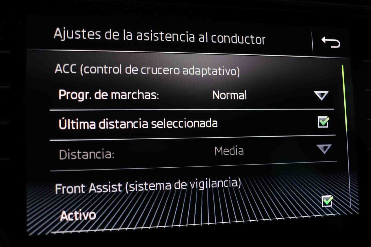 Skoda Karoq 1.5 TSI 110kW (150CV) DSG ACT Ambition - Foto 64