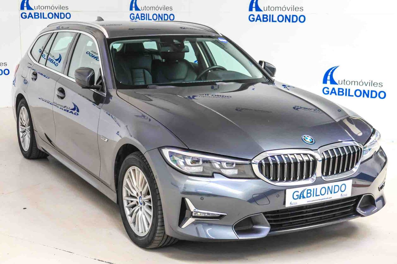 BMW Serie 3 320e Touring **Luxury Line** - Foto 4