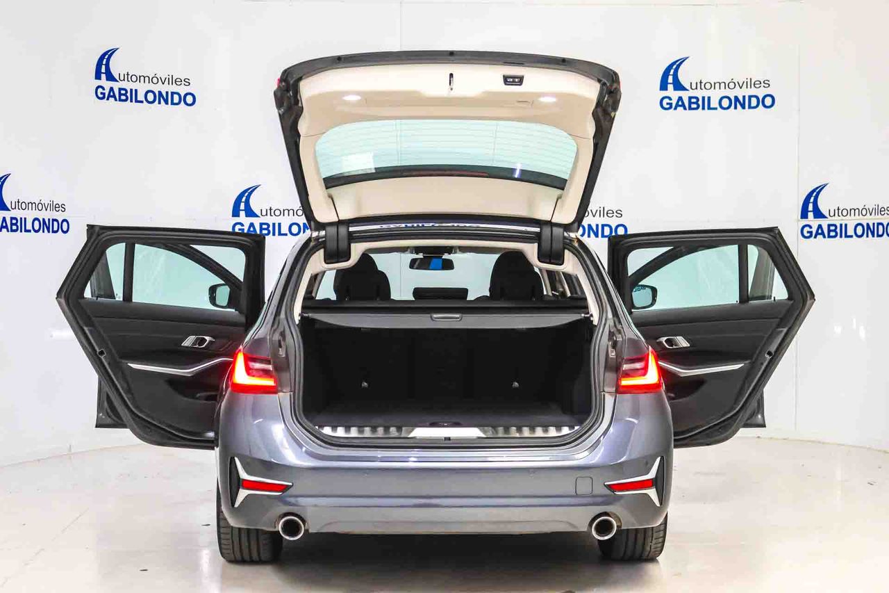 BMW Serie 3 320e Touring **Luxury Line** - Foto 28