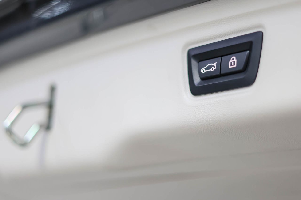 BMW Serie 3 320e Touring **Luxury Line** - Foto 62