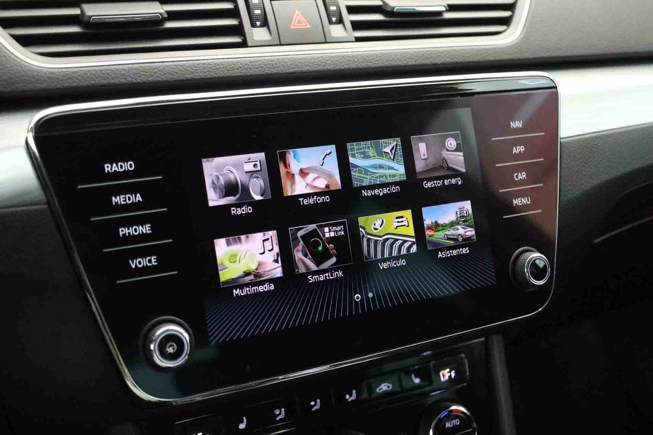 Skoda Superb Style 1.4 TSI iV P-HEV 160kW DSG - Foto 50