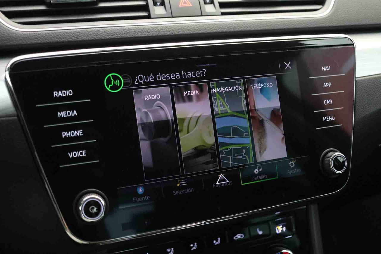 Skoda Superb L&K 1.4 TSI iV P-HEV 160kW DSG - Foto 52