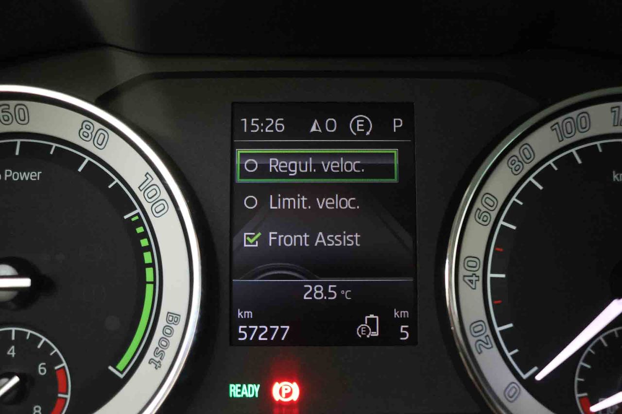 Skoda Superb L&K 1.4 TSI iV P-HEV 160kW DSG - Foto 37